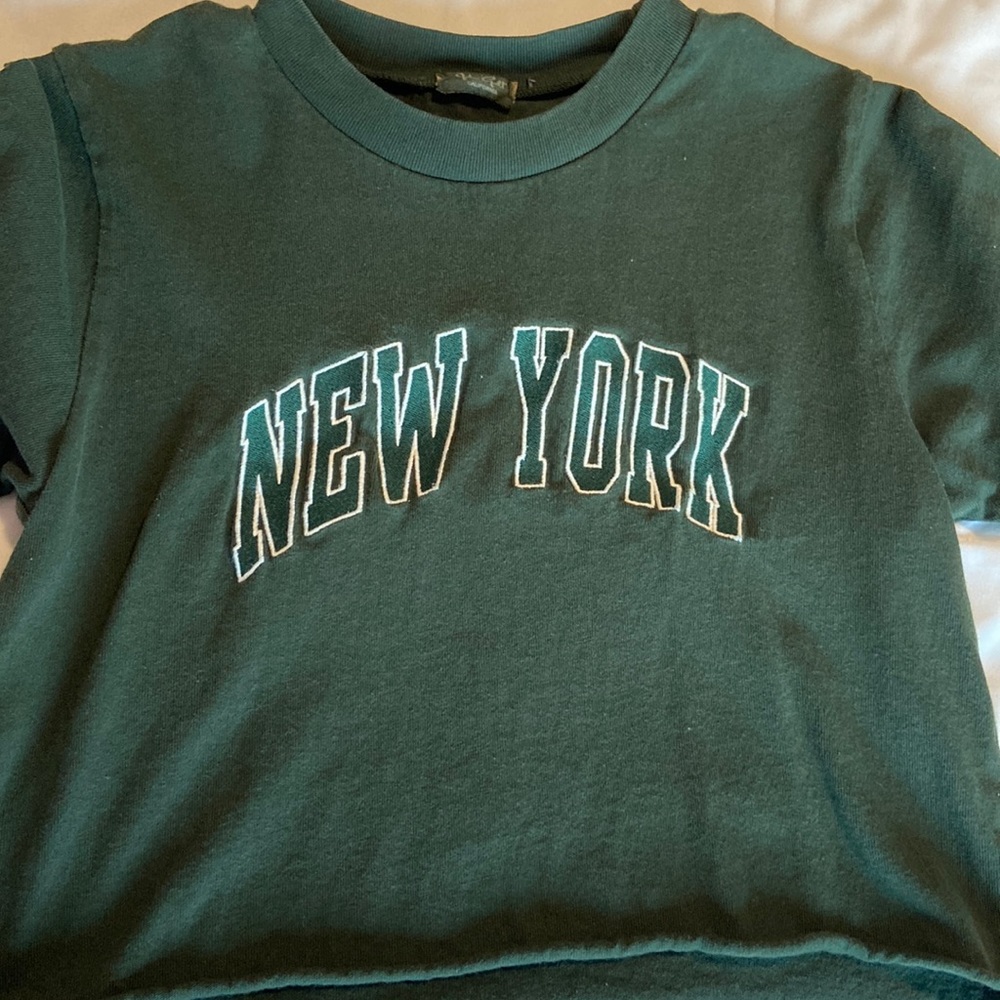 Brandy Melville cropped tee